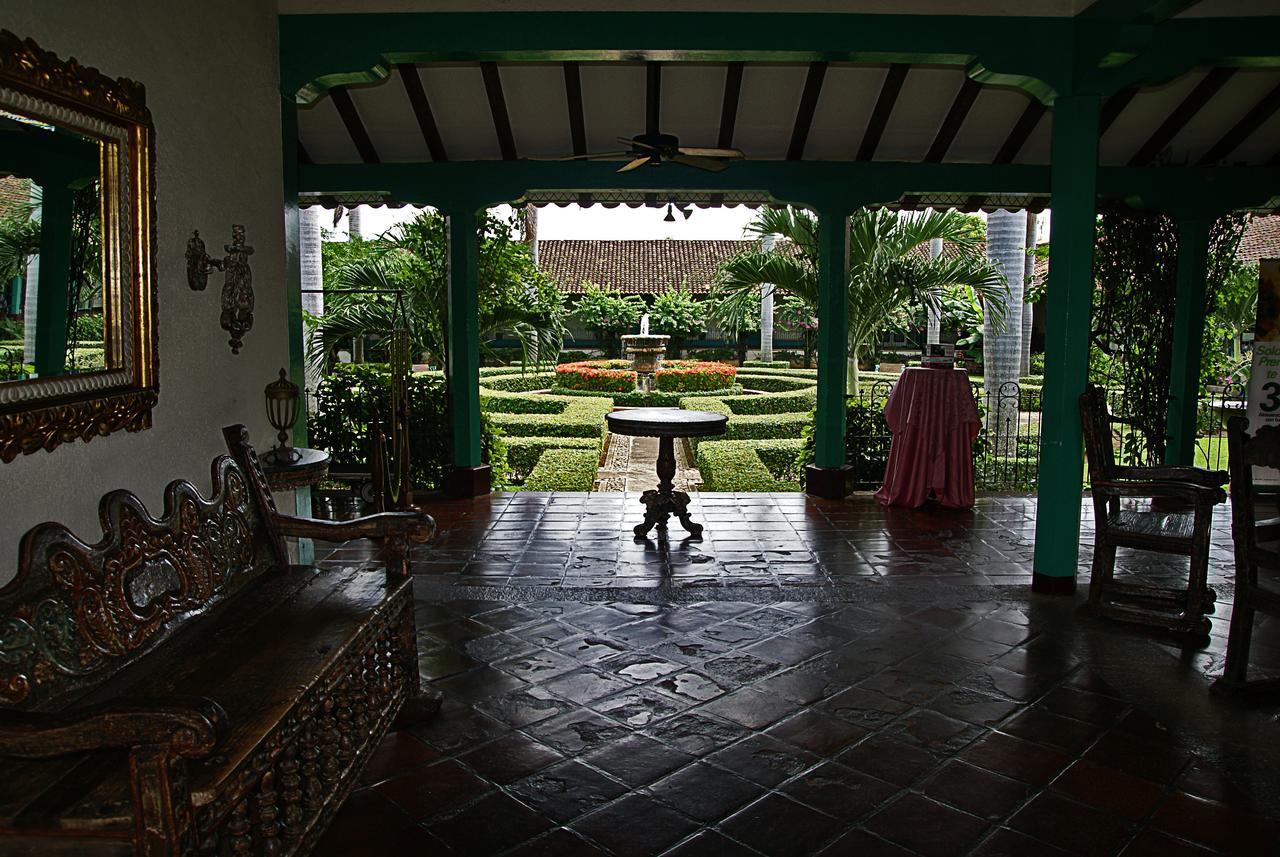 Hotel El Convento Leon Nicaragua Exterior foto