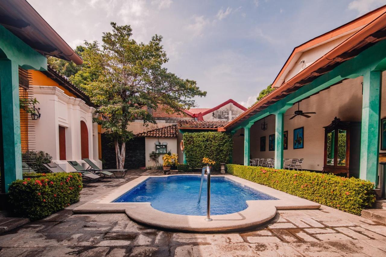 Hotel El Convento Leon Nicaragua Exterior foto