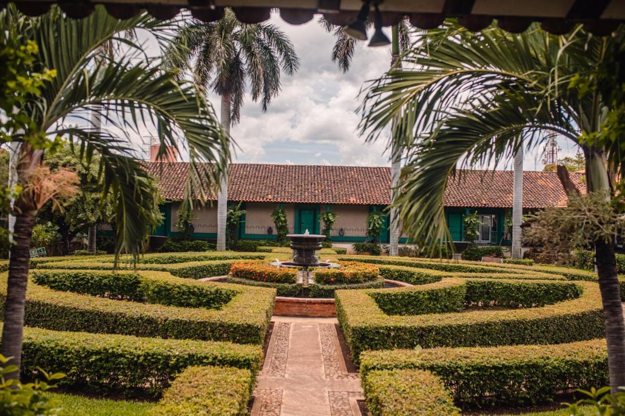 Hotel El Convento Leon Nicaragua Exterior foto