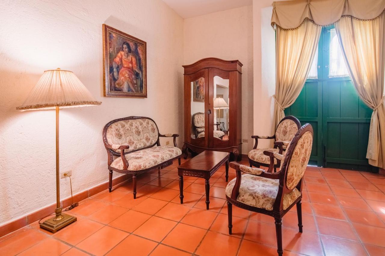 Hotel El Convento Leon Nicaragua Exterior foto